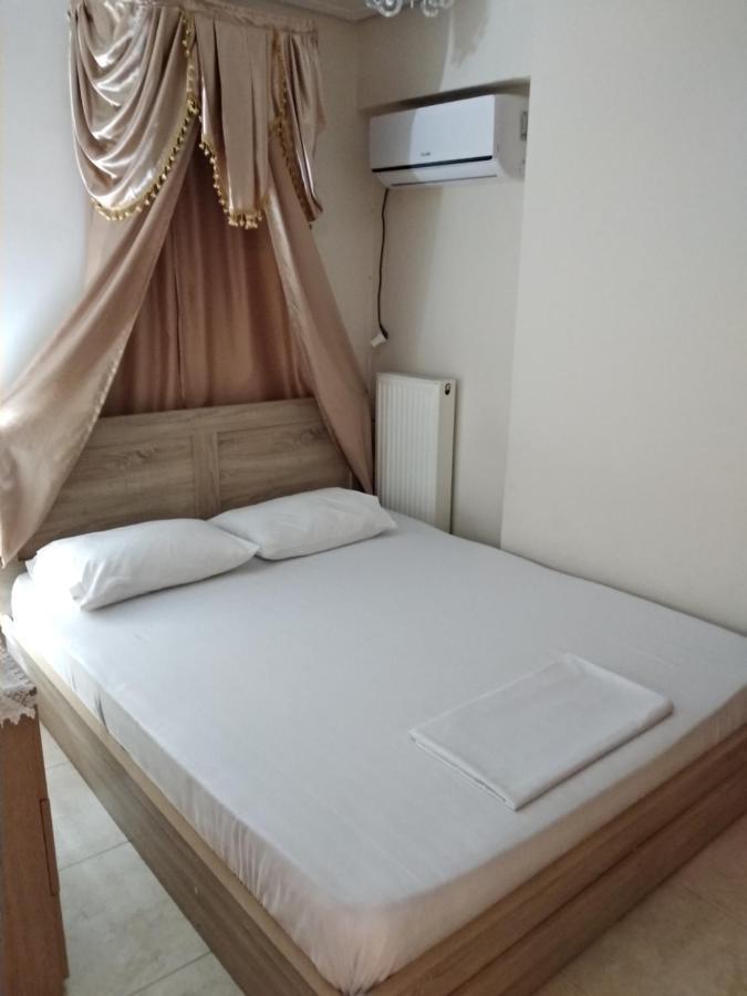 Penthouse Deluxe Apartment At Pireo Esterno foto
